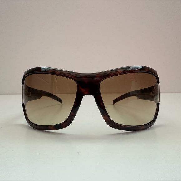 Authentic Oversized Gucci Sunglasses - Picture 1 of 7